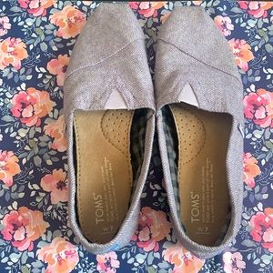 Toms shoes 👟